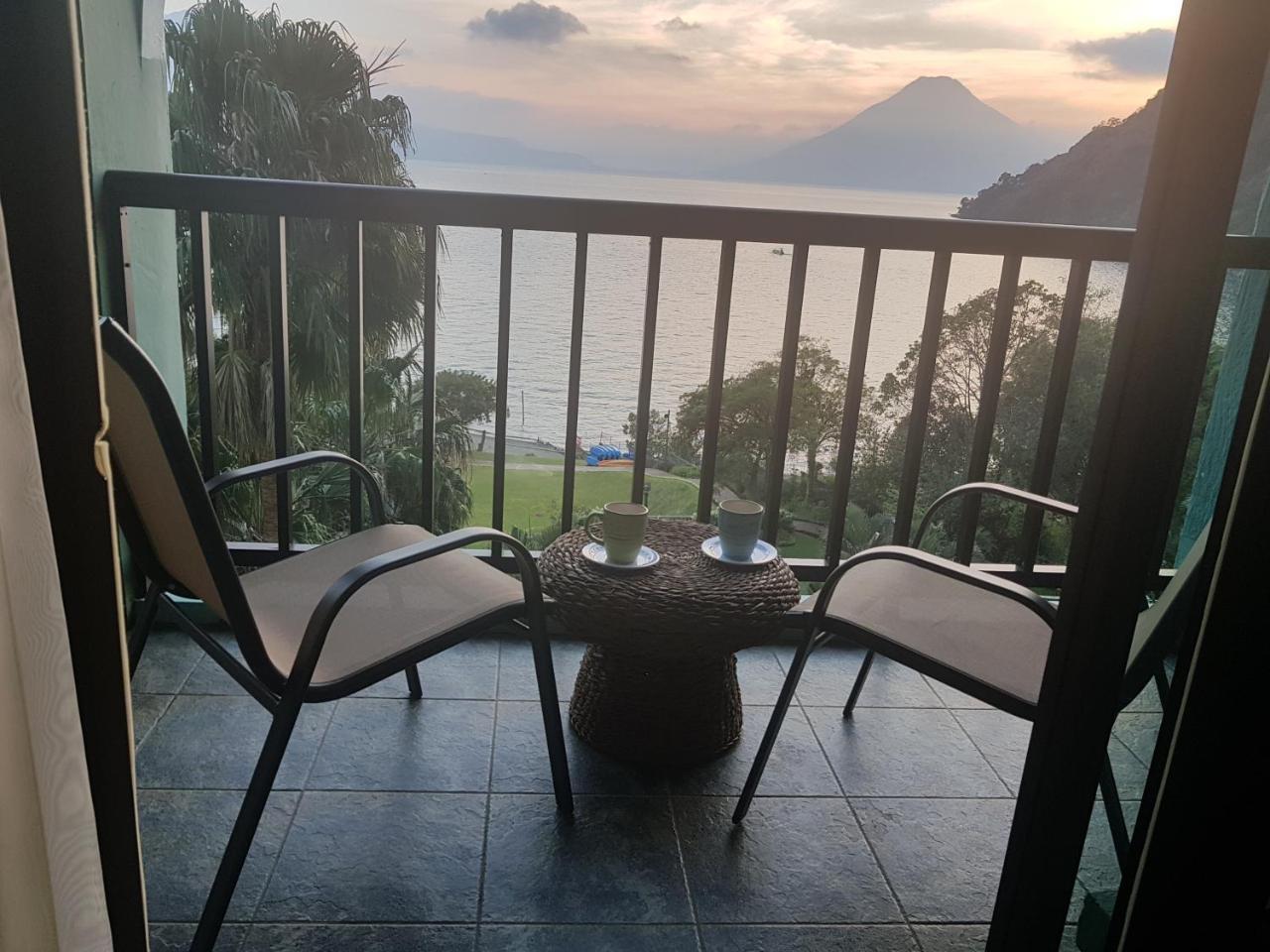 The Paradise Of Atitlan Suites - Free Breakfast Supplies Panajachel Exterior photo