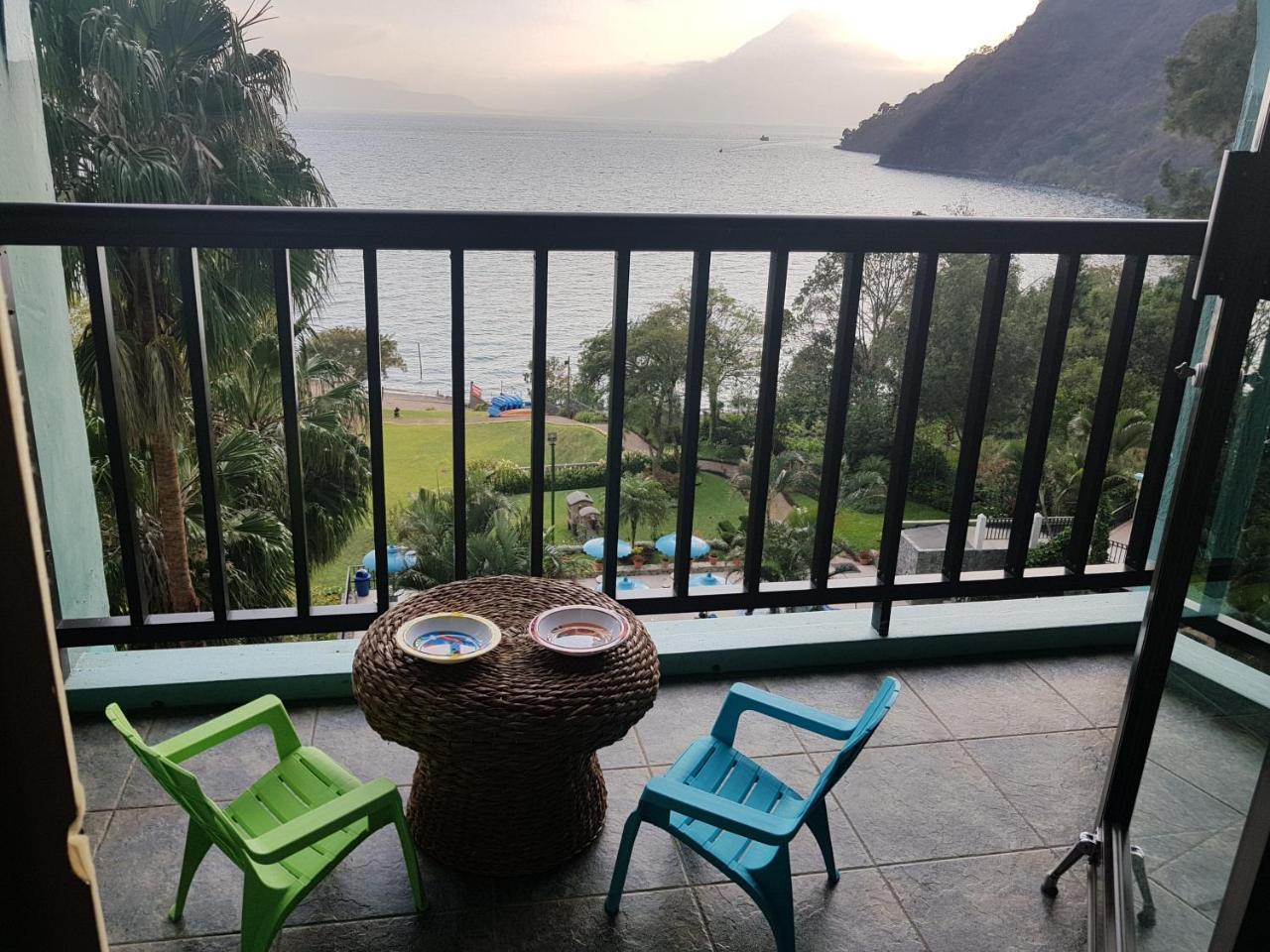 The Paradise Of Atitlan Suites - Free Breakfast Supplies Panajachel Exterior photo