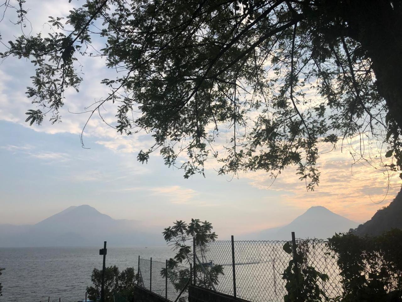 The Paradise Of Atitlan Suites - Free Breakfast Supplies Panajachel Exterior photo
